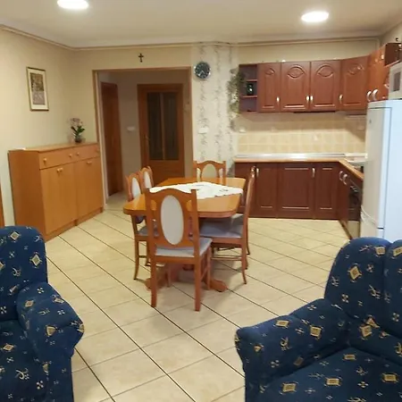 Várkert Apartman Tiszafüred